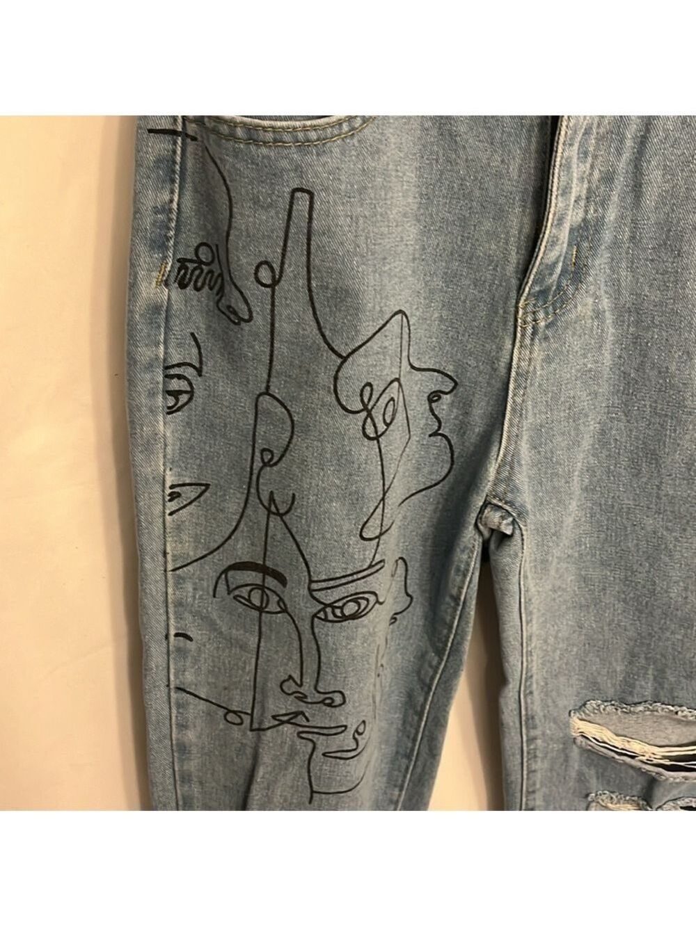 Picasso face print distressed jeans size xs
